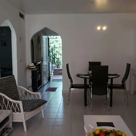 Al Khalif Apartment *
